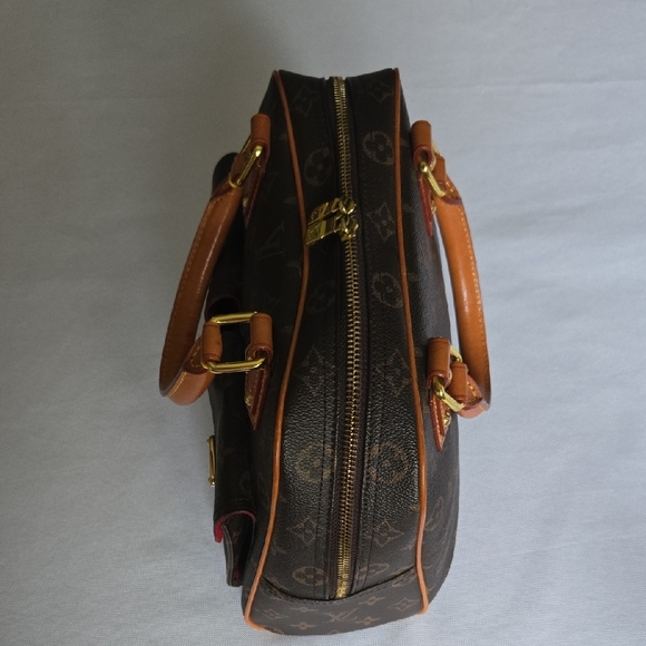 New Brown & Tan Top Handle Bag with Gold Accents - Picture 3 of 13
